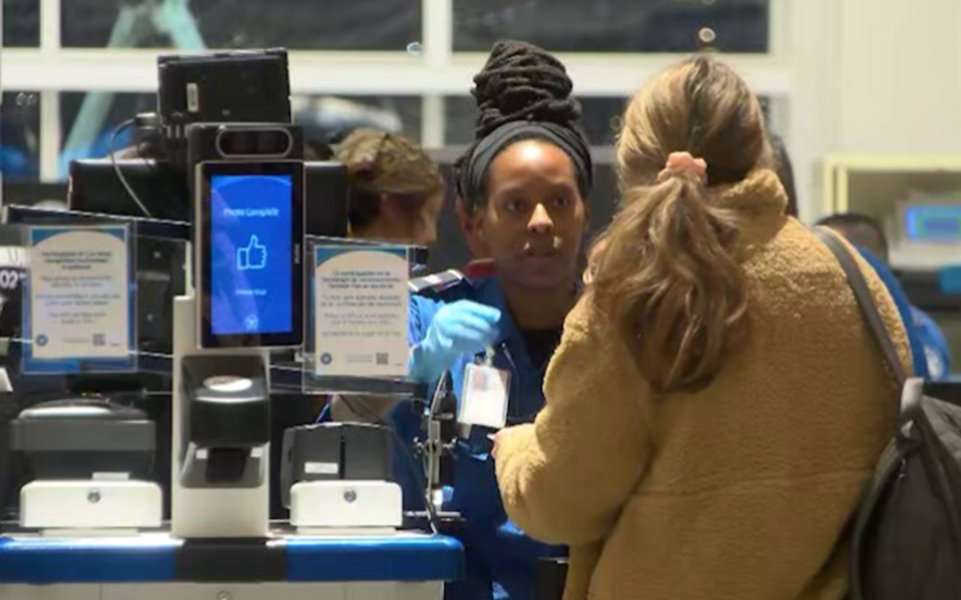 La TSA aplicará un cargo de 45 dólares por verificación de identidad a viajeros sin REAL ID desde febrero de 2026