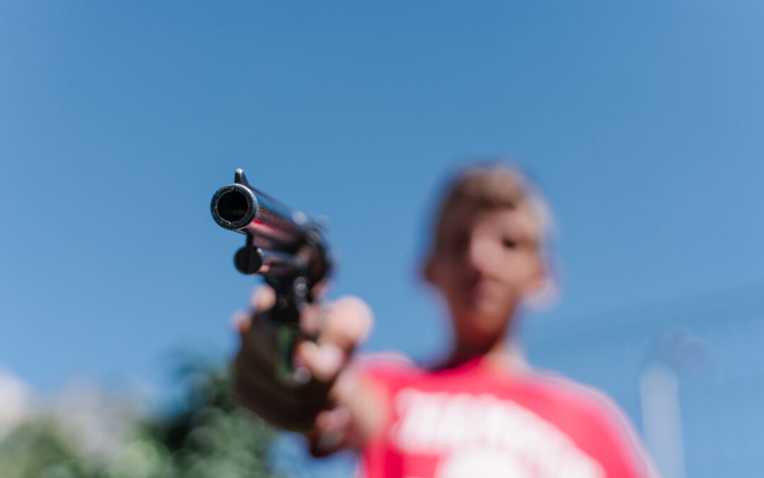 Arrestos de Menores por Armas Aumentan un 36% en Wichita: Una Crisis de Violencia Juvenil