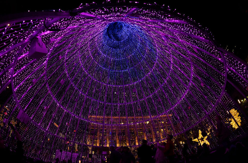 ¿Por qué las decoraciones navideñas en Denver permanecen encendidas hasta enero?