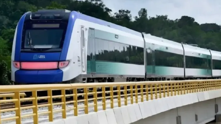 Progreso en el Tren Saltillo-Nuevo Laredo: Avances en Derecho de Vía y Pasos a Desnivel