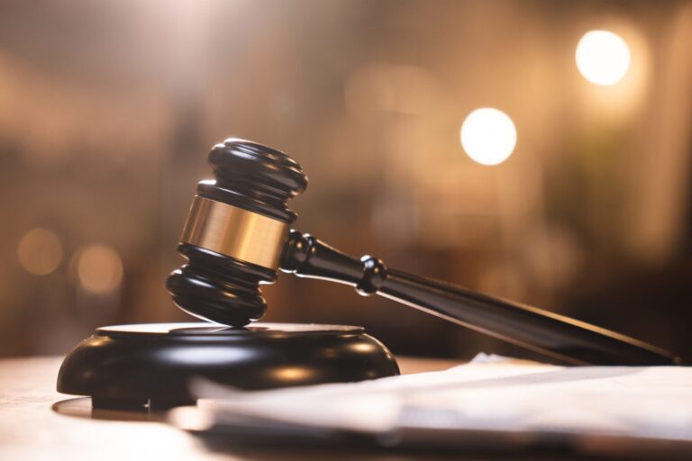 Estafa de desempleo en Nuevo México: Hombre de Texas confiesa haber robado $160 mil