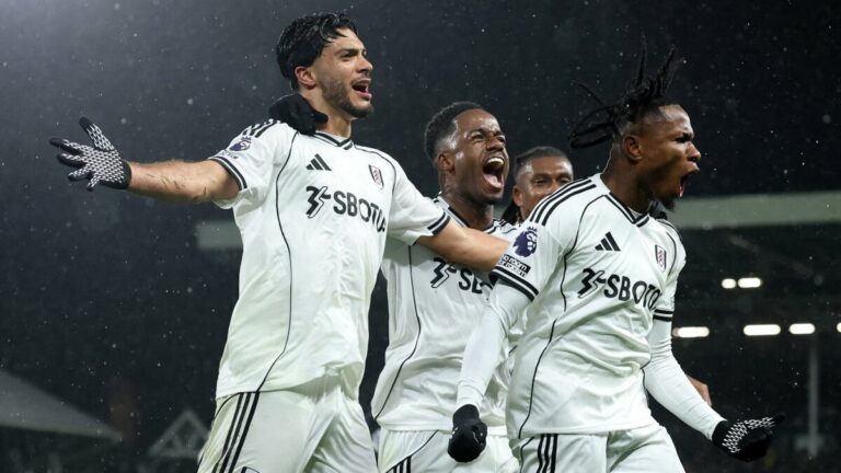 Fulham Busca Rival para Raúl Jiménez: Posibles Nuevos Fichajes desde México