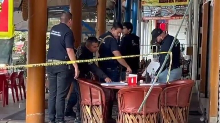 Violento Ataque en Restaurante de Mariscos en Zapotlanejo: Una Mujer Muerta y un Herido