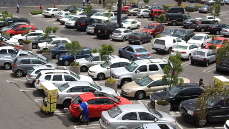 ¡Atención, Puebla! Proponen horas gratis en estacionamientos de plazas comerciales