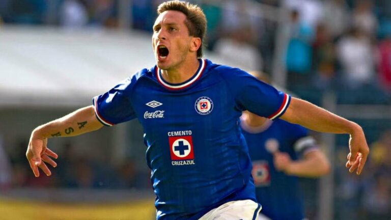 Chaco Giménez Revive su Época en Cruz Azul: Potente Legado del Fútbol Mexicano