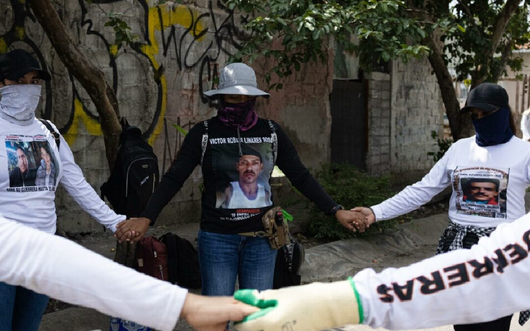 Guerreros Buscadores de Jalisco Encuentran Restos Humanos en Tlajomulco