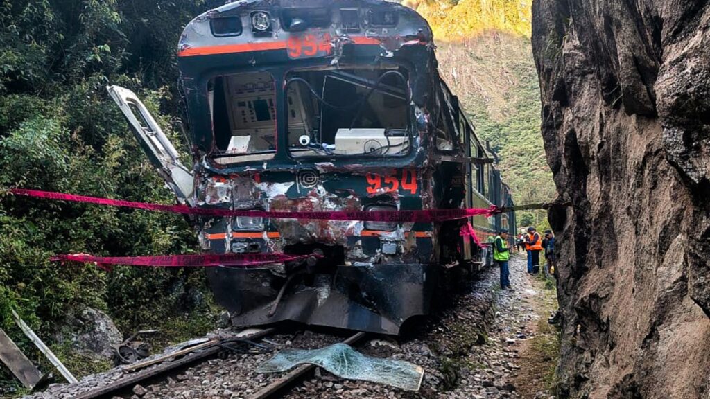 Trenes hacia Machu Picchu reanudan operaciones tras trágico accidente