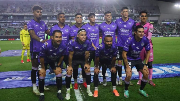 Mazatlán Celebra el Año Nuevo: ¿Un Mensaje para el Futbol o solo una Broma?