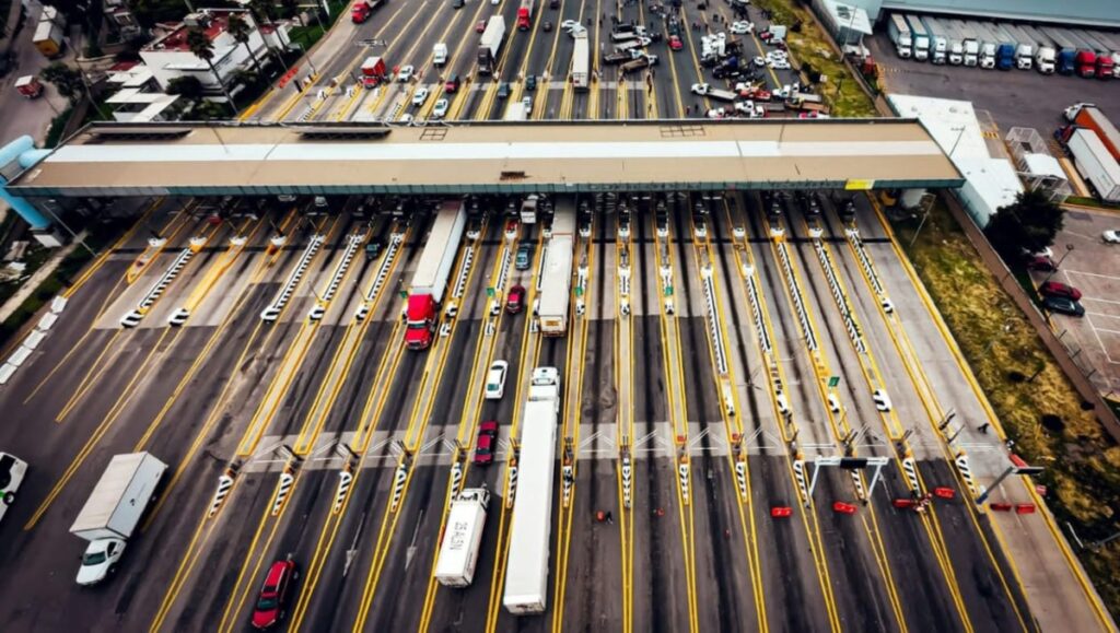 Actualizaciones en Vivo de la Autopista México-Querétaro: Choques y Cierres Viales Hoy 2 de Enero