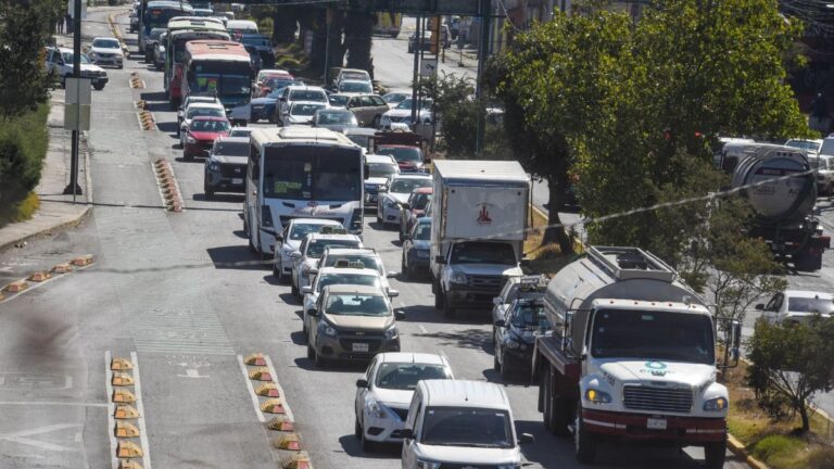 Hoy No Circula en CdMx y Edomex: Autos que Descansan este Sábado 3 de Enero 2026