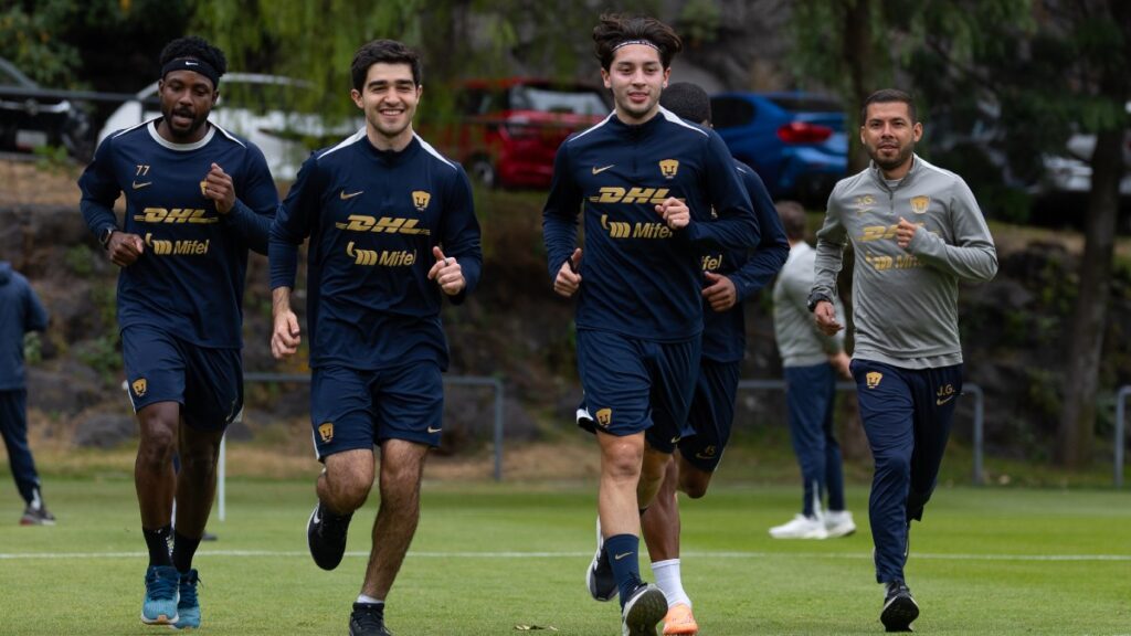 Pumas Persigue a Tres Delanteros para Fortalecer su Estrategia en el Clausura 2026