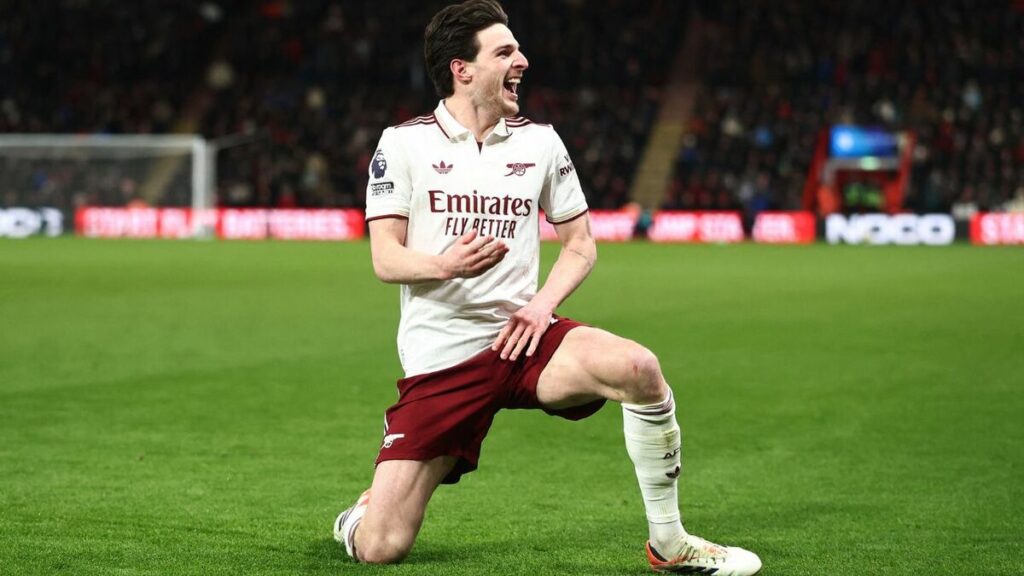 Arsenal Refuerza su Liderazgo en la Premier League tras Victoria frente al Bournemouth