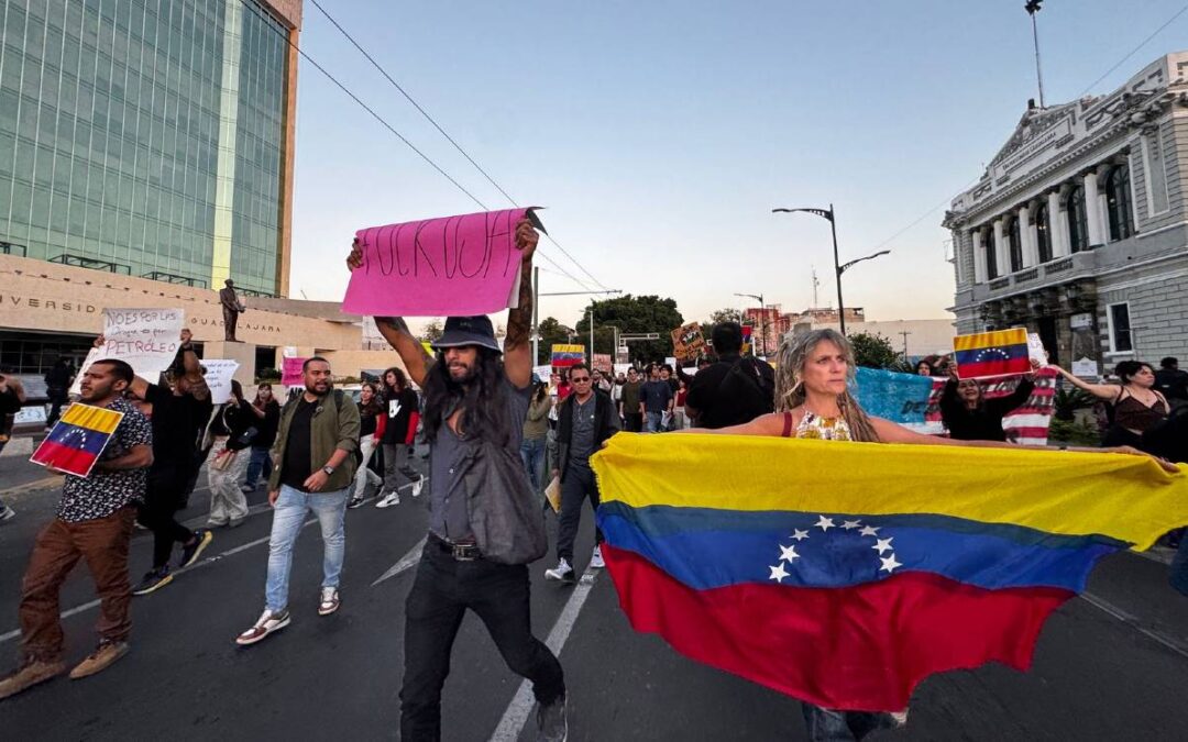 Protesta en Guadalajara contra la Intervención Extranjera en Venezuela