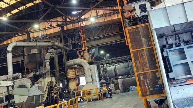 Accidente Laboral Fatal en García, Nuevo León: Trabajador Muere Prensado por Máquina