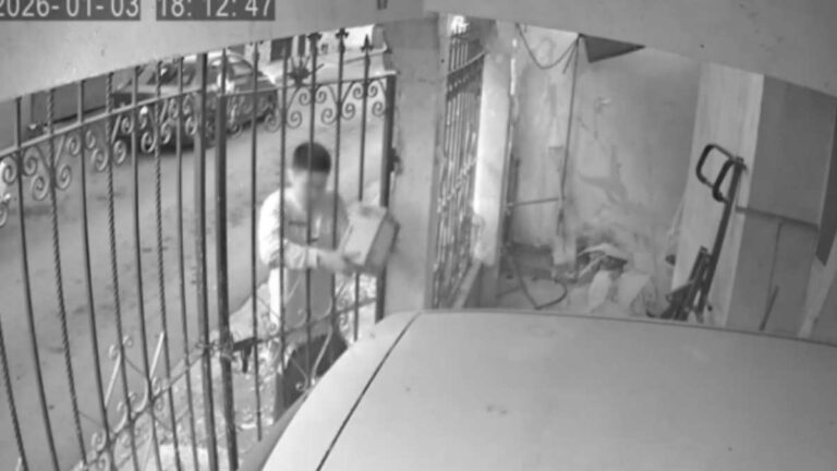 Robo de paquete de Amazon en colonia Moderna de Monterrey: Impactante VIDEO