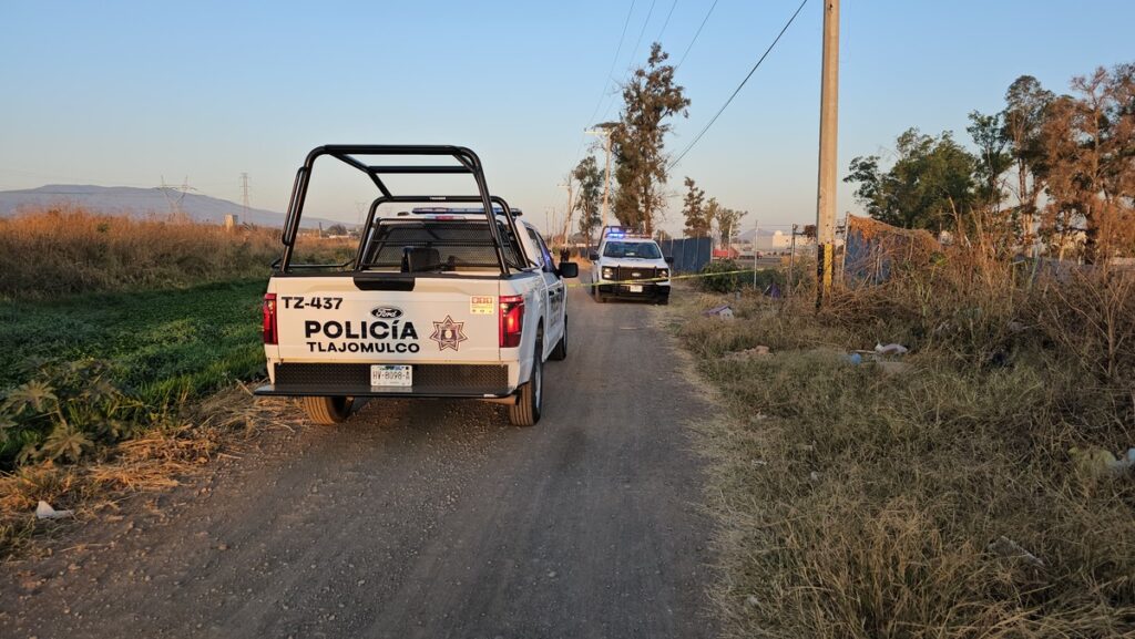 Hombre muerto en Tlajomulco: Investigaciones por herida de bala en su departamento