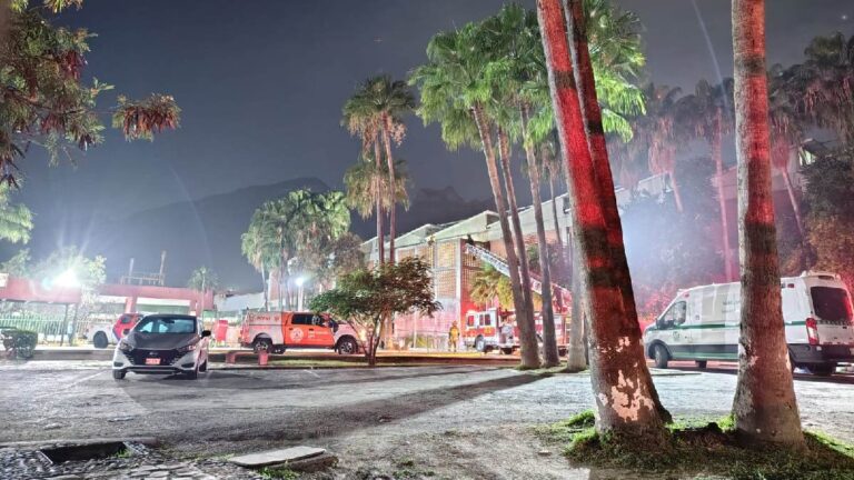 Movilización en Monterrey: Joven provoca incidente en la clínica 26 del IMSS