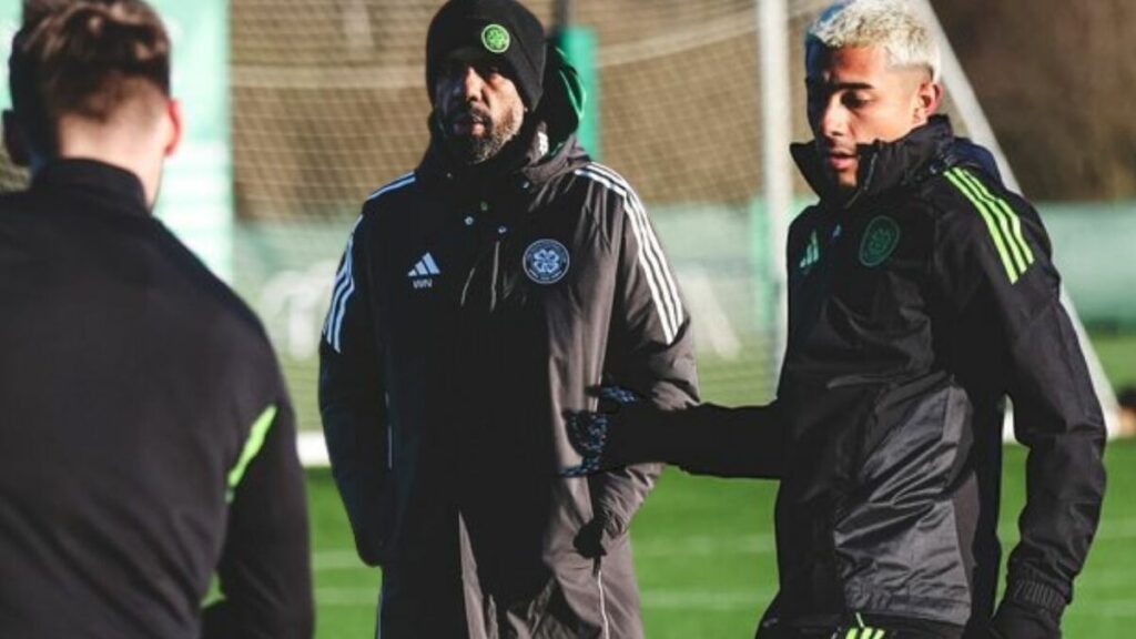 Julián Araujo Debuta en el Celtic en Medio de Cambios en el Club