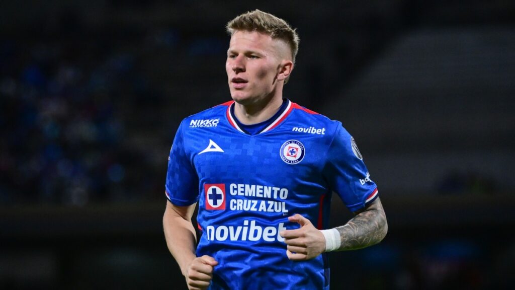 Mateusz Bogusz Regresa a Cruz Azul: ¡Todo sobre su Vuelta Tras una Semana de Ausencia!