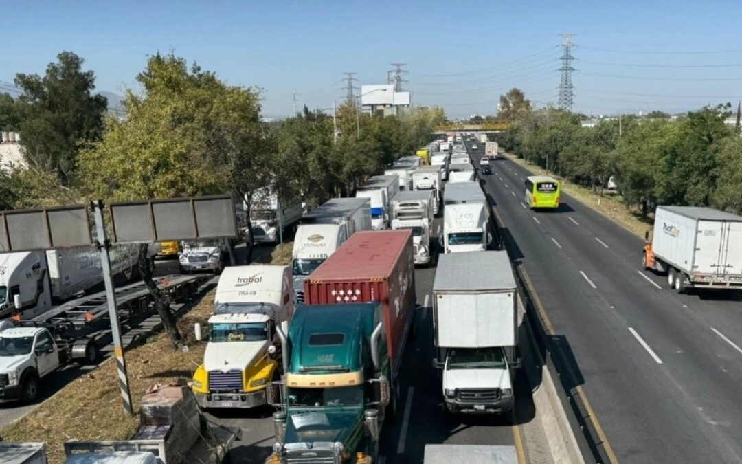 Autopista México-Querétaro: Últimas novedades sobre choques y cierres viales hoy 5 de enero