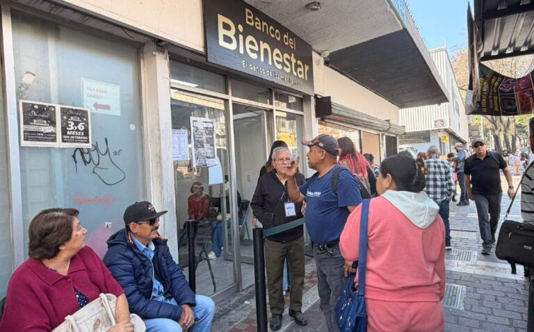 Pensión del Bienestar: Actualización sobre las Filas en el Banco de Avenida Juárez, Guadalajara