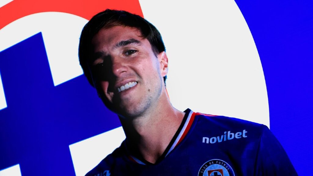 Cruz Azul Refuerza su Plantel: ¡Agustín Palavecino se Une para el Clausura 2026!