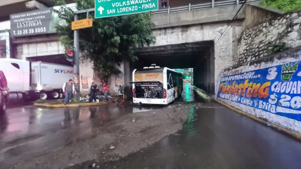 Actualizaciones en la Autopista México-Puebla: Tráfico, Accidentes y Bloqueos