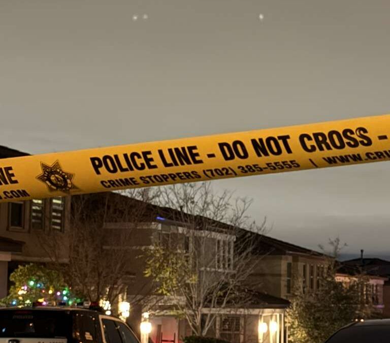 Tiroteo en Las Vegas: Propietario Dispara a Dos Hombres en su Propiedad