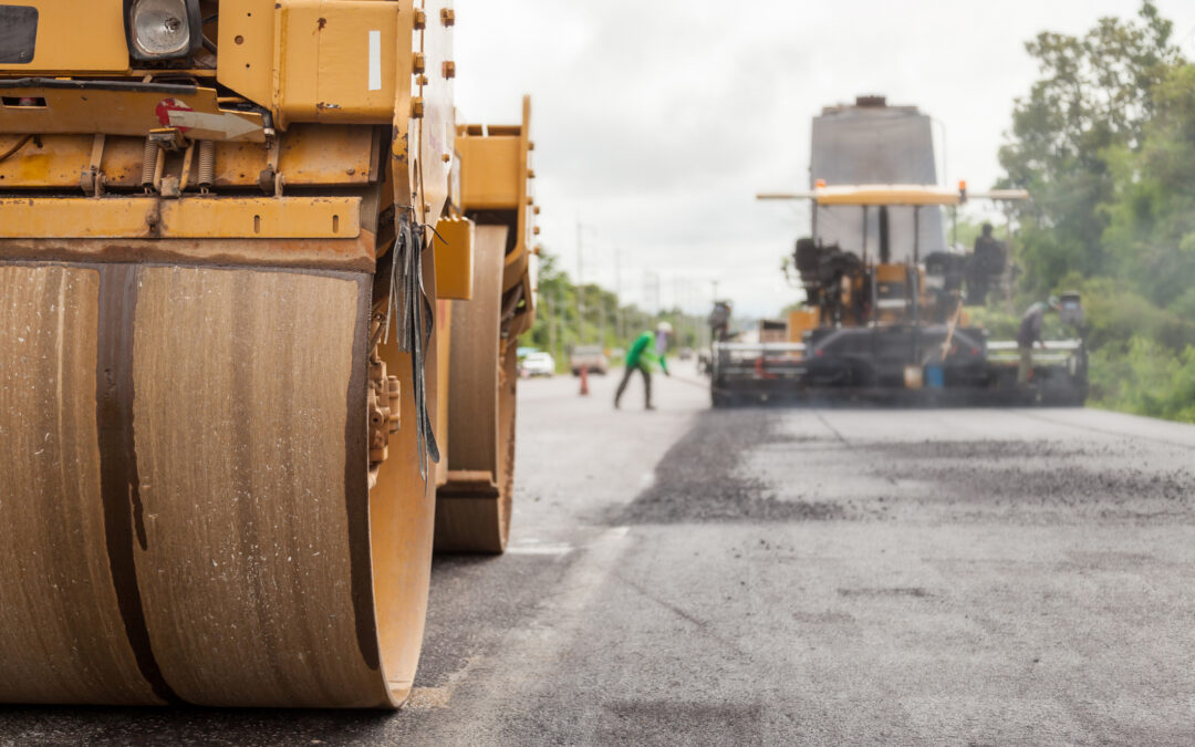 Impactantes Obras de Reemplazo de Tuberías en Edgewater Afectarán Negocios por Más de un Año