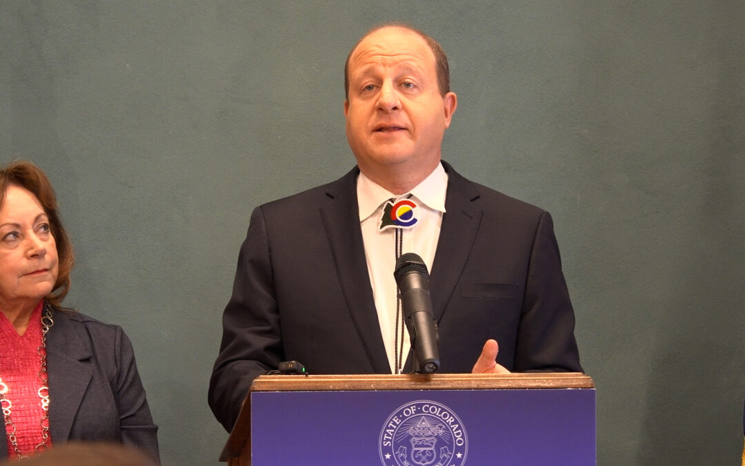 Jared Polis Resalta Avances en Vivienda y Seguridad en su Último Año como Gobernador de Colorado