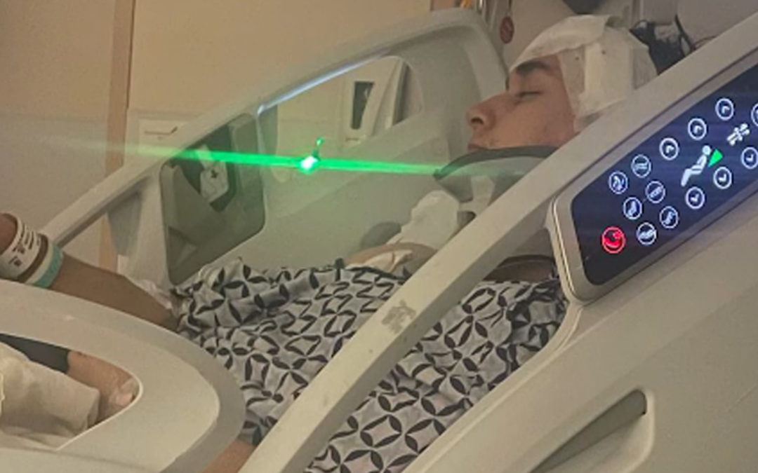 Ángel Méndez, joven de 16 años, necesita apoyo tras accidente escolar