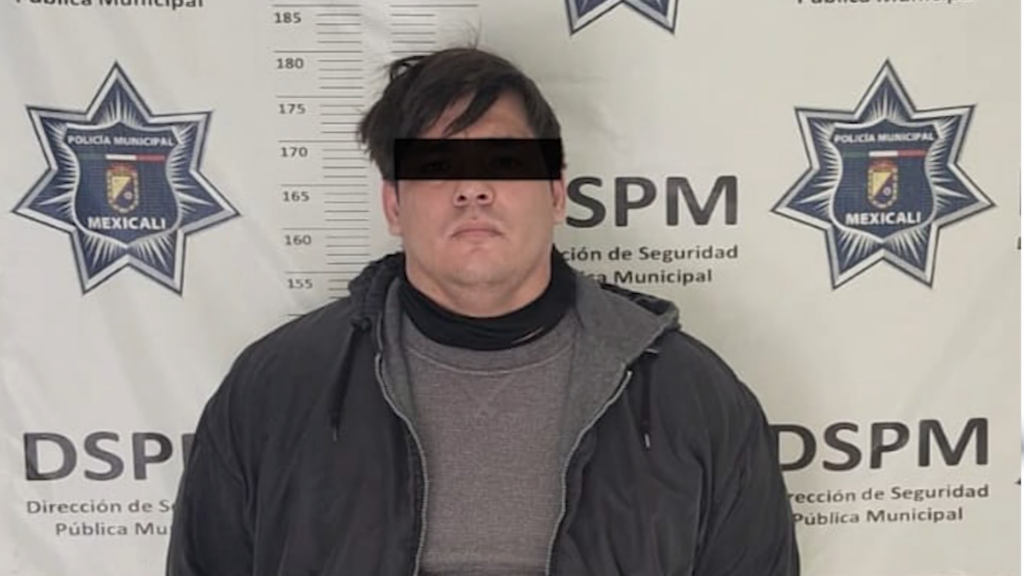 Detienen en Mexicali a hombre vinculado a robos violentos en tiendas de autoservicio
