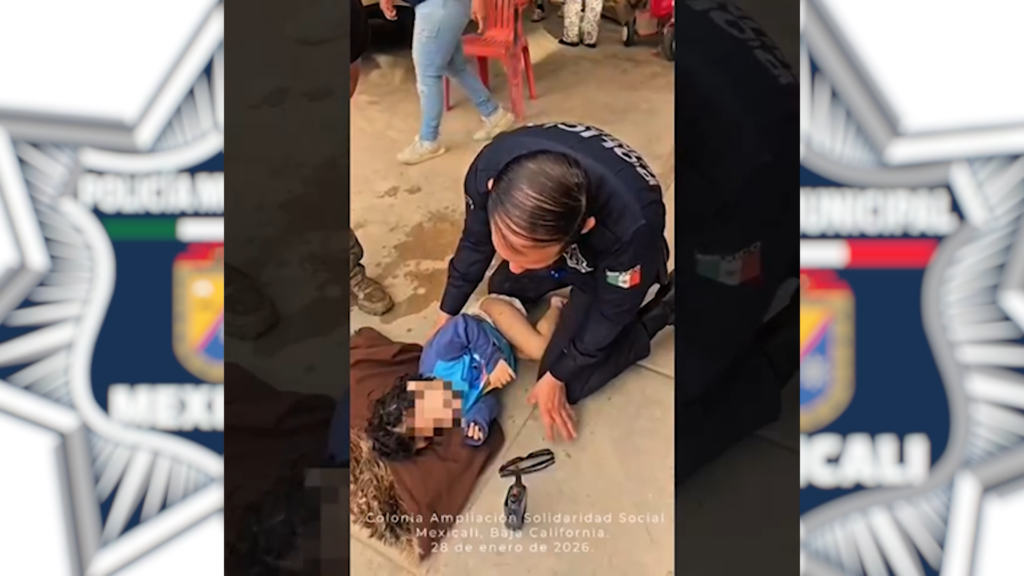 Rescatan a niño que cayó a una laguna en Mexicali