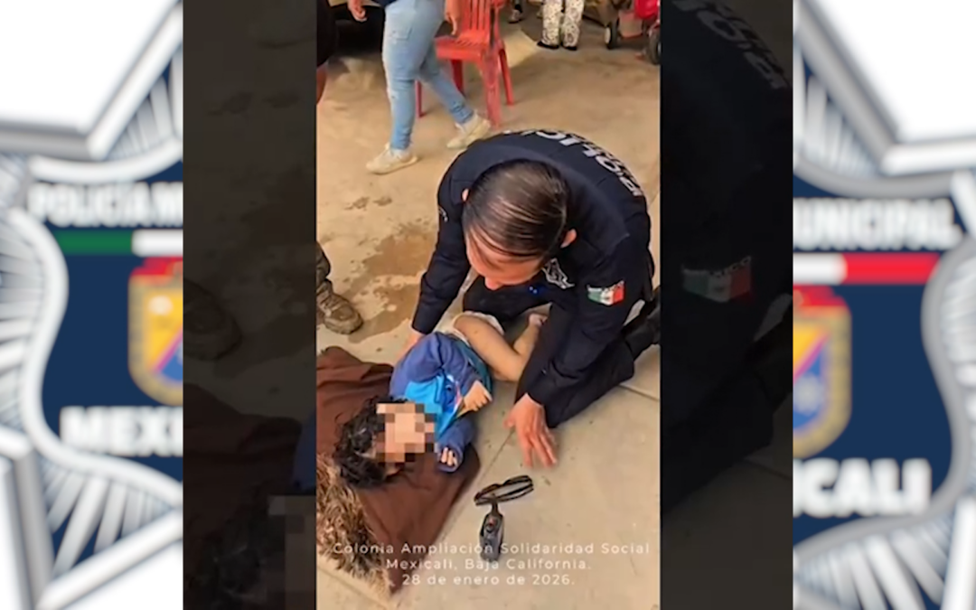 Rescatan a niño que cayó a una laguna en Mexicali