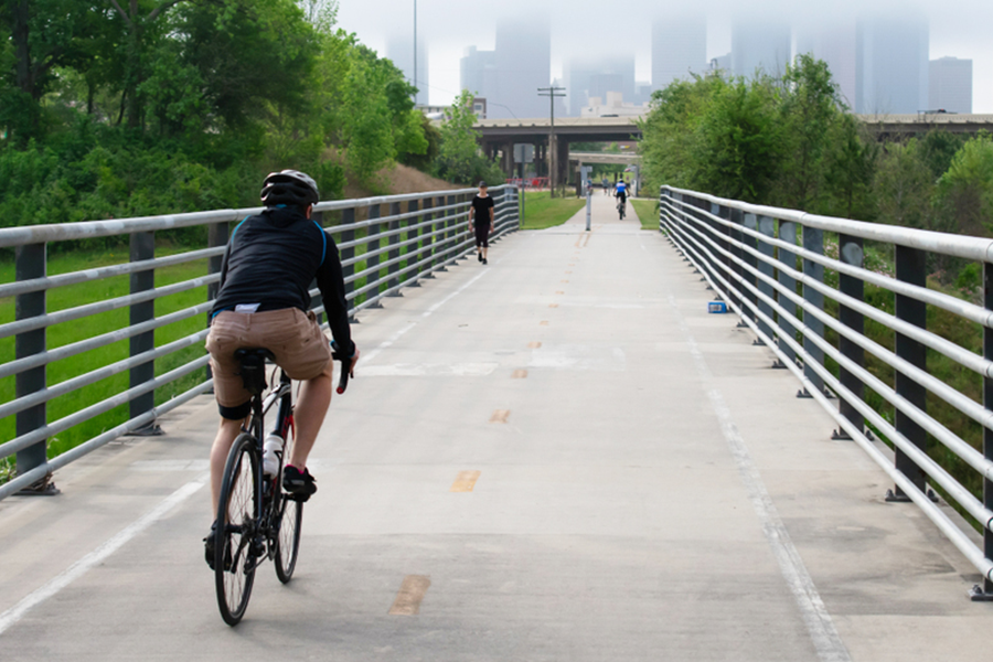 Participa en el desarrollo del Plan de Ciclismo en Odessa con TxDOT
