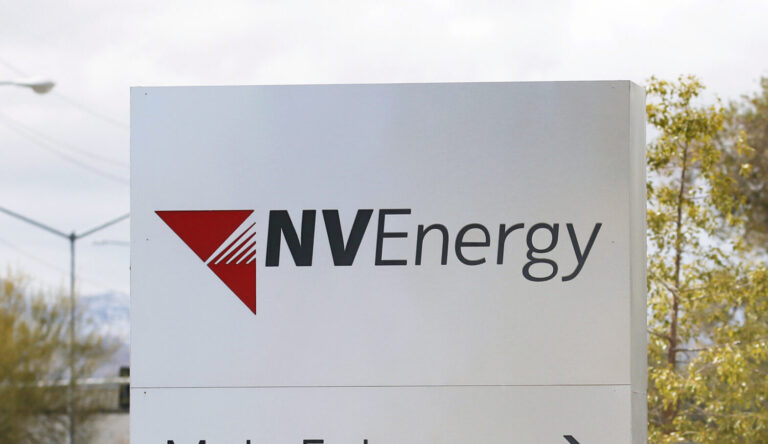 Reembolsos NV Energy: 100,000 Clientes Recibirán 63 Millones de Dólares por Cobros Excesivos