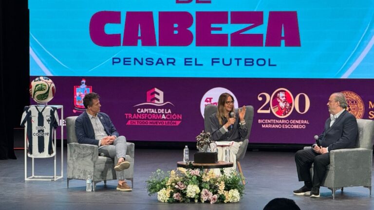 Tato Noriega y Roberto Gómez Junco Debaten en el Festival Goles de Cabeza: Un Encuentro Deportivo Imperdible