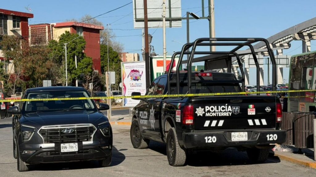 Conductor de plataforma en Monterrey atacado a balazos tras accidente en la avenida José Alvarado