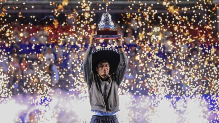 Flavio Cobolli: Primer Italiano en Conquistar el Abierto Mexicano de Tenis