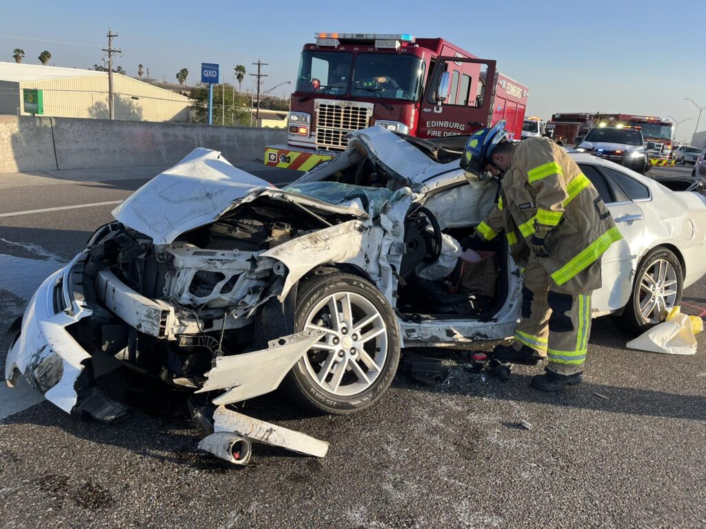 Volcadura en la Autopista de Edinburg Provoca Cierre Total en Carriles Norte
