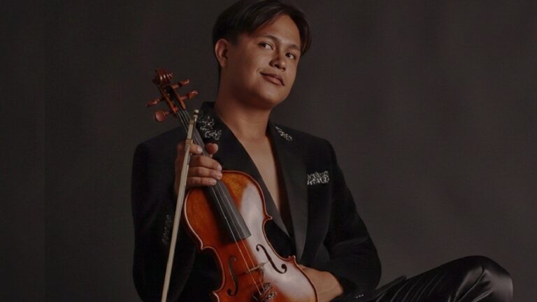 Zeyta: La Resiliente Historia del Joven Violinista Retirado de la Alameda Zaragoza