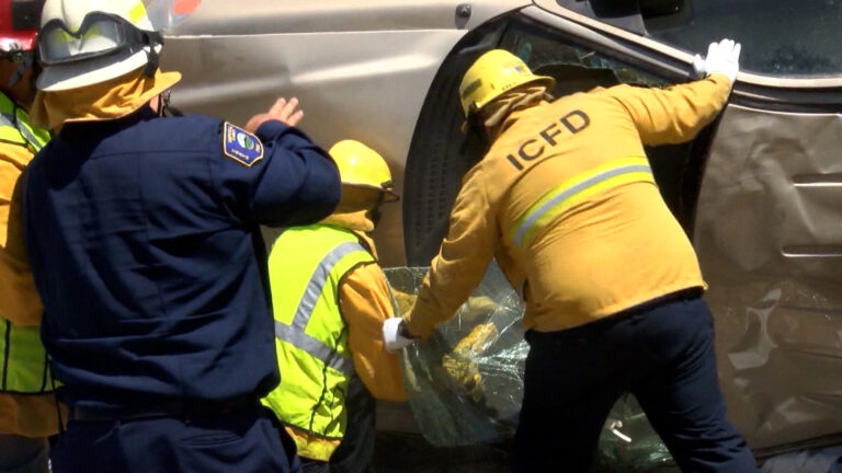 Volcadura en la Interestatal 8 deja un fallecido en El Centro