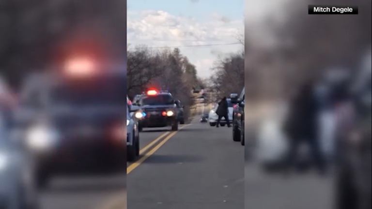 Video muestra la rápida respuesta policial al ataque en sinagoga de Michigan