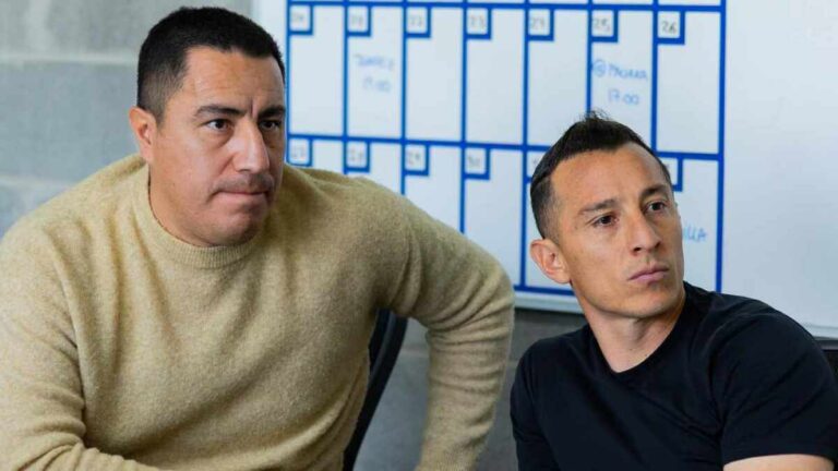 Andrés Guardado realiza visita especial a la Cantera de Pumas