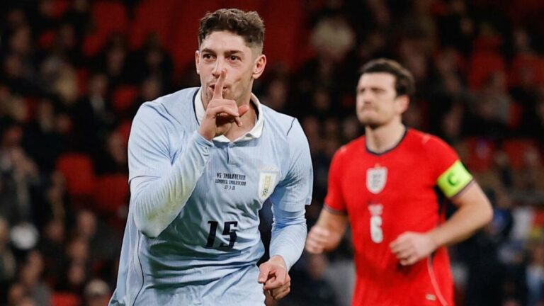 Fede Valverde Salva el Empate de Uruguay Frente a Inglaterra