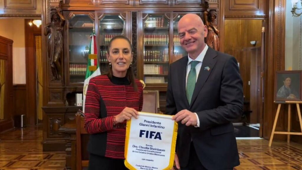 Gianni Infantino y Claudia Sheinbaum: Encuentro Clave en el Palacio Nacional