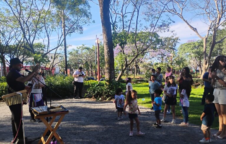 Renovación del Parque Revolución: Cultura y Deporte para Toda la Familia