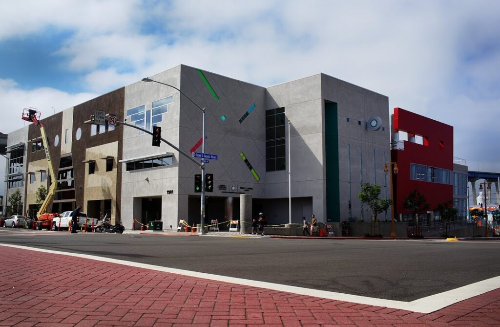 Campus de San Diego Adopta Nuevo Nombre Tras Controversia Histórica