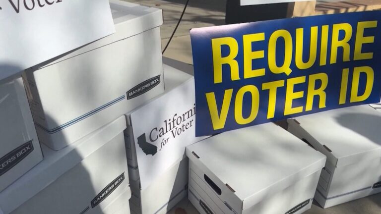 Iniciativa en California para reforzar requisitos de identificación podría llegar a la boleta de noviembre