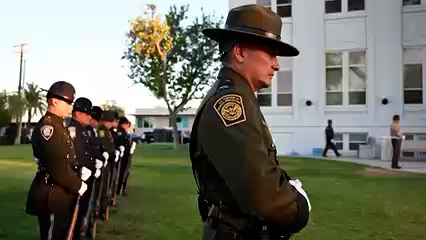 Valle Imperial honra a 49 oficiales caídos en memorial anual de fuerzas del orden